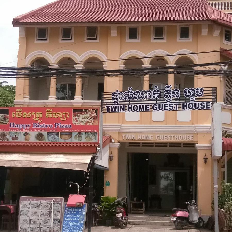 Twin Home Guesthouse Kampot Esterno foto